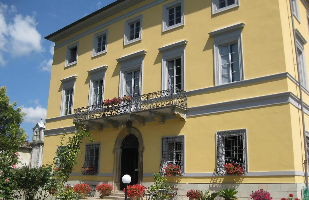 B&B Villa Pardi Lucca-1